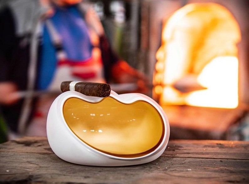 Cigar ashtray, can hold up to 2 cigars.
3-layer glass technique.
Unique modern design.
High quality Bohemian glass from the Czech Republic.