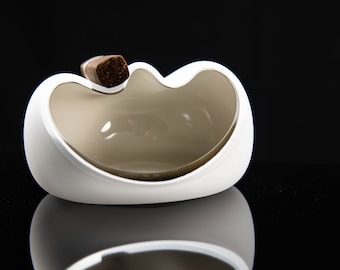 Handblown Smoke 2-Cigar Ashtray - Czevitrum Salamander hand blown glass ashtray