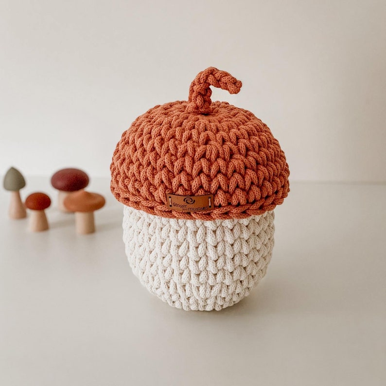 PATTERN, Acorn Basket Crochet Pattern, Crochet Pattern, PDF Pattern, PDF Patron Crochet, Panier Gland, Autumn Acorn, Autumn Decoration image 2