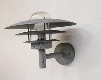 Gepatineerde gegalvaniseerde buitenwandlamp van Lyfa - Model 6502 - Denemarken, 1990