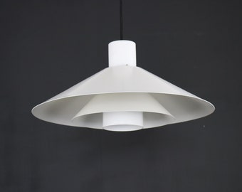 Lampada SOLARE NORDISK / Modello Trapez / Design bianco danese / Design scandinavo / Moderno di metà secolo