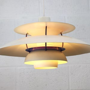 The real Danish stuff - PH5 pendant - original white color - Old edition!! - Louis Poulsen - Poul Henningsen - Denmark 1970