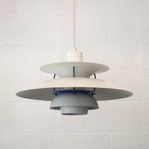 The real Danish stuff - PH5 pendant - original white color - Louis Poulsen - Poul Henningsen - Denmark 1970