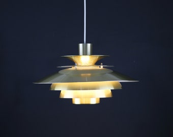 RZADKO JEKA Metaltryk Verona DUŃSKA lampa wisząca | Kurt Wiborg | Lampa z lat 70. | wpisz 209605 | Skandynawski design | Średniowiecze