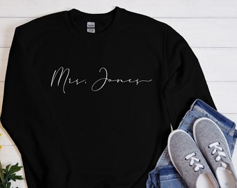 Custom Personalized Mrs Crewneck Sweatshirt Shirt for Mom Bride Wife Bridal Shower Honeymoon Bachelorette Party