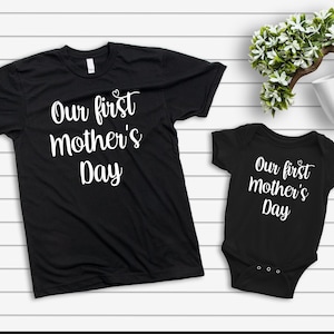 Baby First Mother&#39;s Day Onesie Bodysuit Matching with Mom (Baby shirt only)