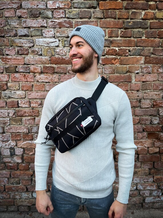 Fanny Pack Waist Bag Crossbody Bag Bum Bag Reflective Bag