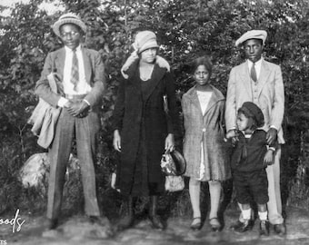Family Portrait | Black Americana  | 1920s