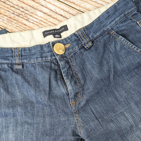 Vintage Banana Republic Jeans Button Pocket - size 2 - vintage jeans - spring 2004 - wide leg jeans - button pocket jeans - womens jeans