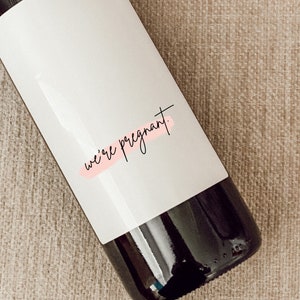 Baby Announcement Wine Labels | Unique Pregnancy Announcement Gift | Grandparents Gift | We're having a baby! | Aunt and Uncle Gift
