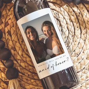 Custom Maid of Honor Photo Wine Label, Maid of Honor Proposal, Bridesmaid Proposal, Bridesmaid Duties, Bridesmaid Gifts, Maid of Honor Gift