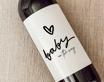 Etiquetas de vino de anuncio de bebé / Regalo único de anuncio de embarazo / Regalo de abuelos / ¡Vamos a tener un bebé! / Regalo de tía y tío
