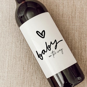 Baby Announcement Wine Labels | Unique Pregnancy Announcement Gift | Grandparents Gift | We're having a baby! | Aunt and Uncle Gift