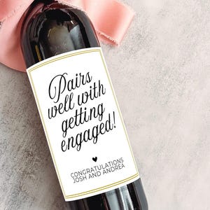 Personalized Engagement Wine Label, Newly Engaged Couple Gift, Wedding Planning, Engagement gift ideas, Engagement Party Gift, Gift for her