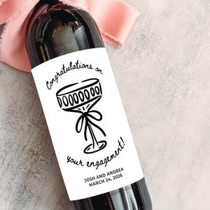 Personalized Engagement Wine Label, Newly Engaged Couple Gift, Wedding Planning, Engagement gift ideas, Engagement Party Gift, Gift for her