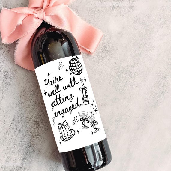Hand Drawn Engagement Wine Label, Newly Engaged couple Gift, Engagement Gift, Wedding Plan Gift, Engagement gift ideas, Pairs with engaged