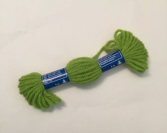 Laine Tapisserie Wool Tapestry Embroidery Yarn Thread Color 341 Light Green