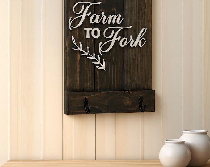 Farm to Fork Kitchen Wall Sign – Rustic Farmhouse Décor with Hooks, Utensil Accent & Wooden Backing for Kitchen or Dining Room