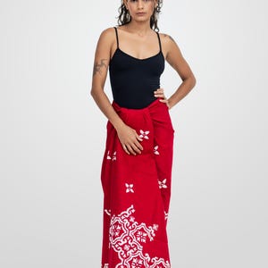 バティックサロン｜ロンジー｜マロン｜ユニセックス｜ワンサイズ｜ハンドメイド｜クリムゾンハーモニー