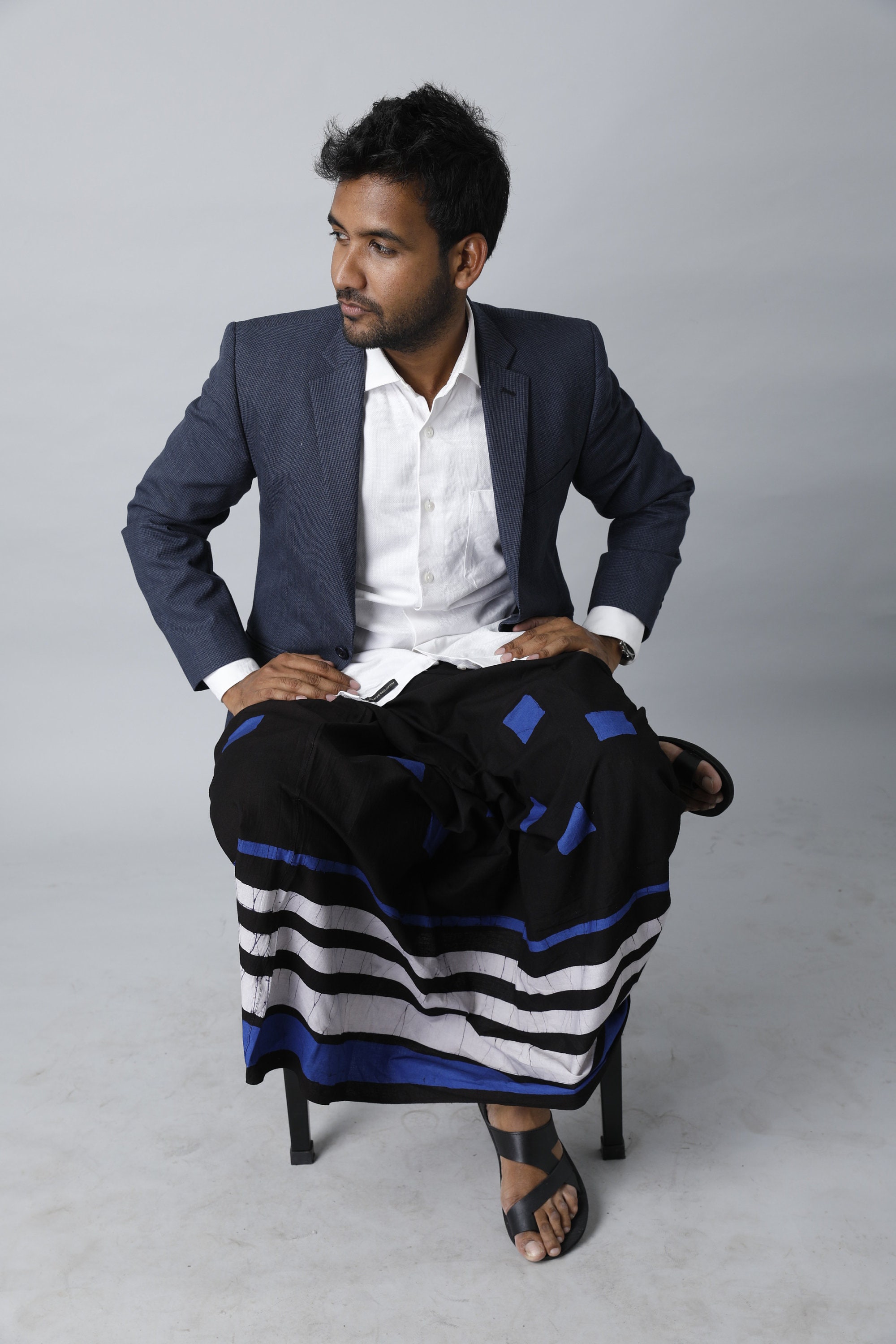 Batik Sarong Longyi Malong Unisex One Size Handmade Black & Blue Design ...