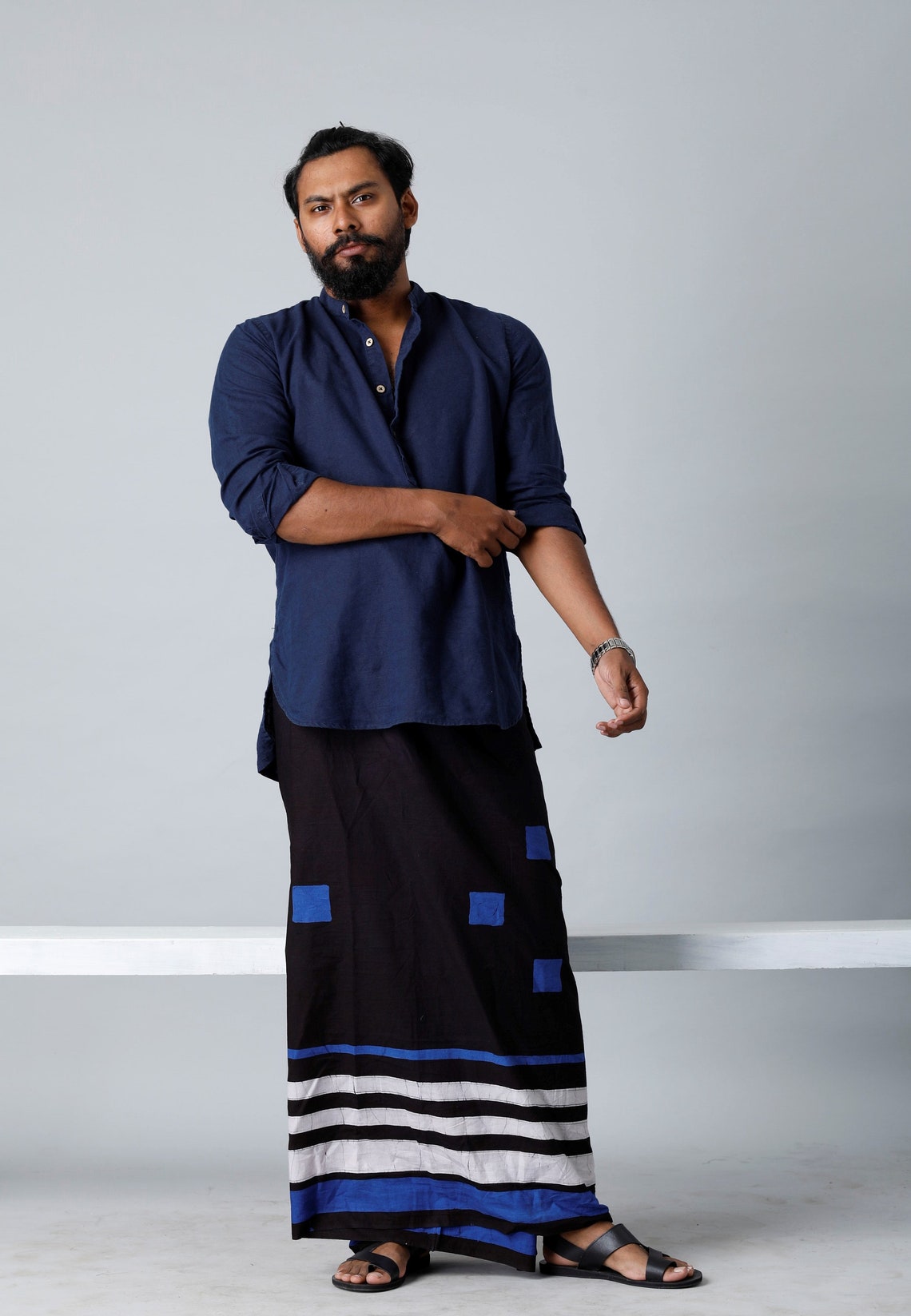 Batik Sarong Longyi Malong Unisex One Size Handmade Black & Blue Design ...