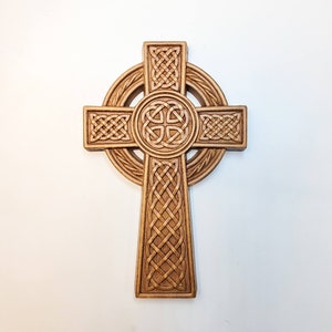 Celtic cross 7" height, Irish cross, celtique en bois, Wall carved home decor, Christian crucifix carving engraved, Religious