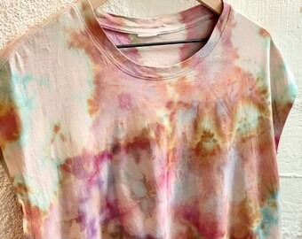 Women's Hand-dyed Sleeveless Top (new).