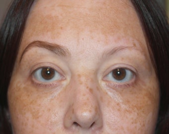 ¡Cejas postizas femeninas de aspecto realista! Hechas completamente a mano para televisión y la vida real.