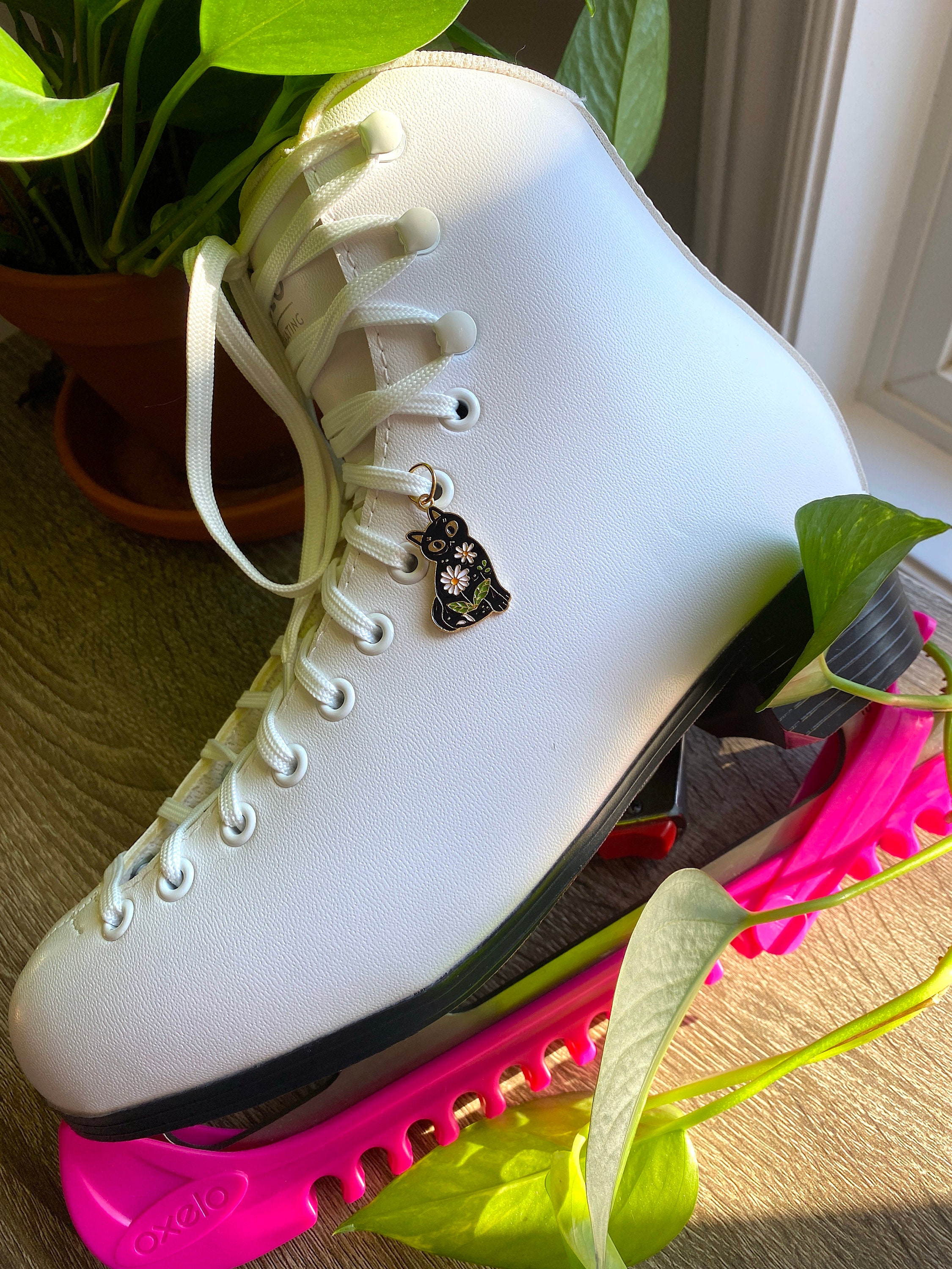 Black Cat Roller Skate & Sneaker Shoelace Accessory Charm Etsy