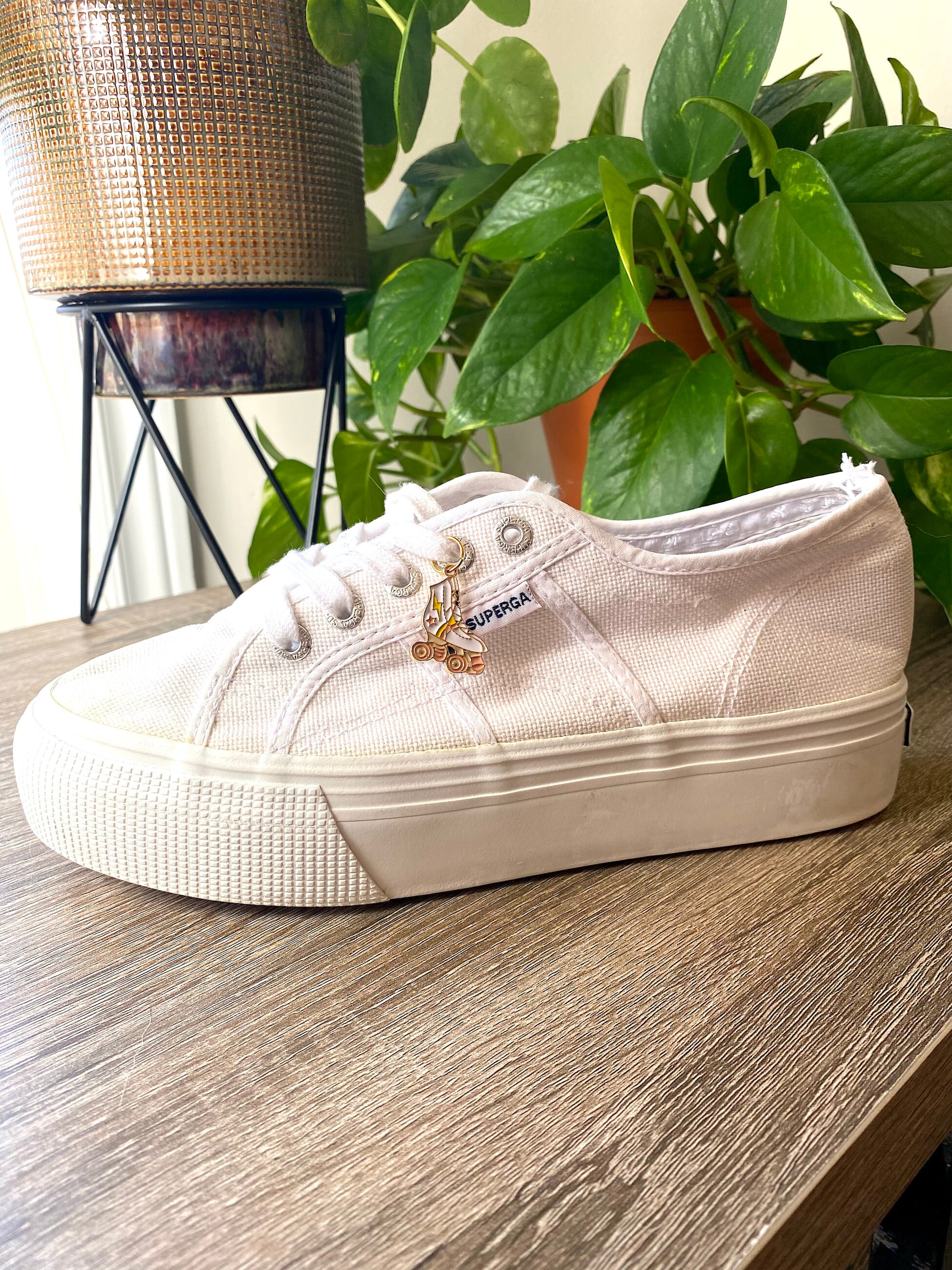 Pink Roller Skate Roller Skate & Sneaker Shoelace Accessory Etsy