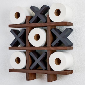 Soporte para rollo de papel higiénico de castaño / Arte para el baño / Soporte para papel higiénico / Decoración de baño / Almacenamiento para el baño / Arte divertido para la pared del baño / Tic Tac