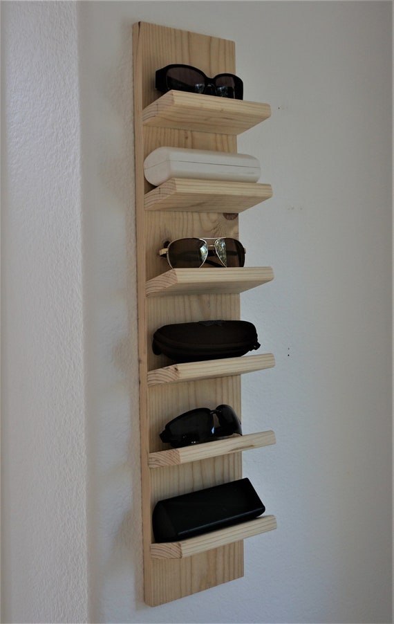 Shelf sales for sunglasses