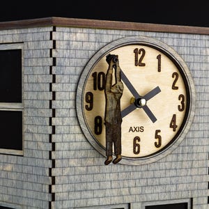 Harold Lloyd Hanging Man Clock