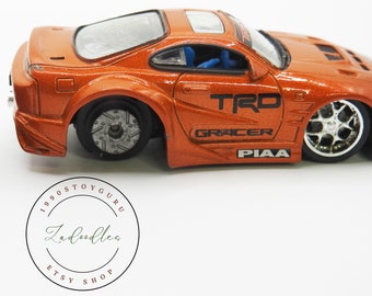 Set of 2 Kentoys 2003 Toyota Supras - Fire Engine Red & Rust