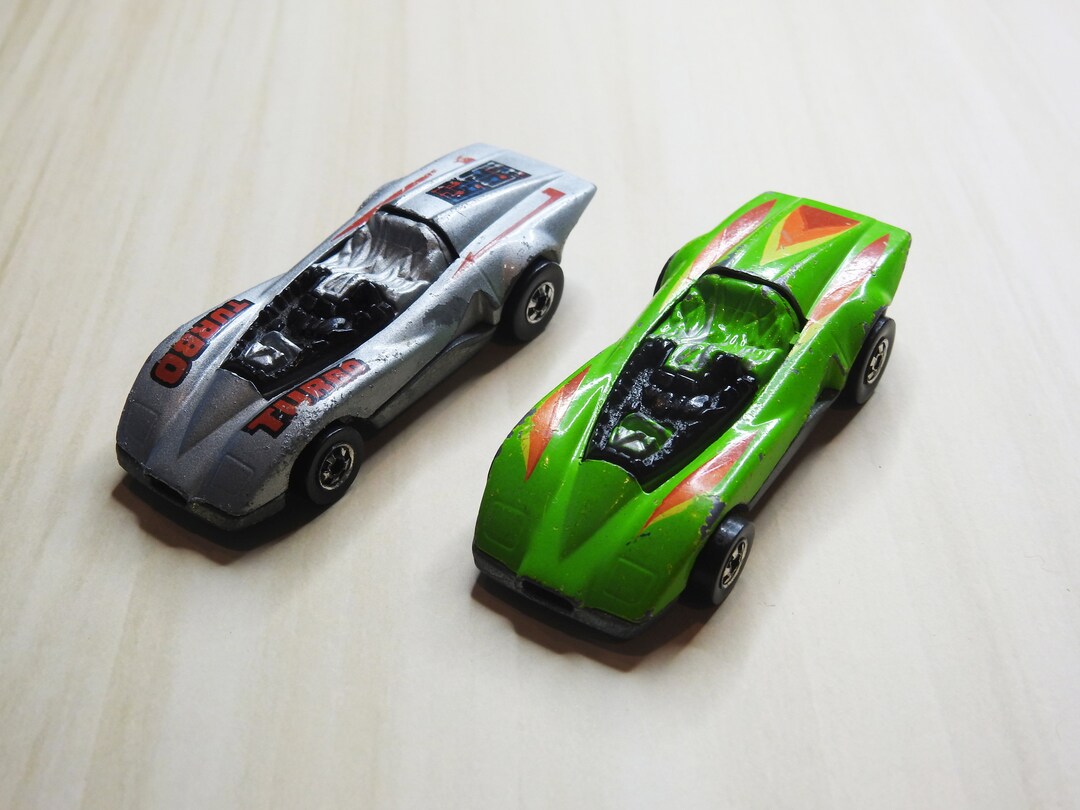 1984 Hot Wheels Crack-ups Collection - Rare Silver Turbo