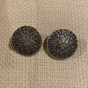 Clip-On Earrings - Floral Motif