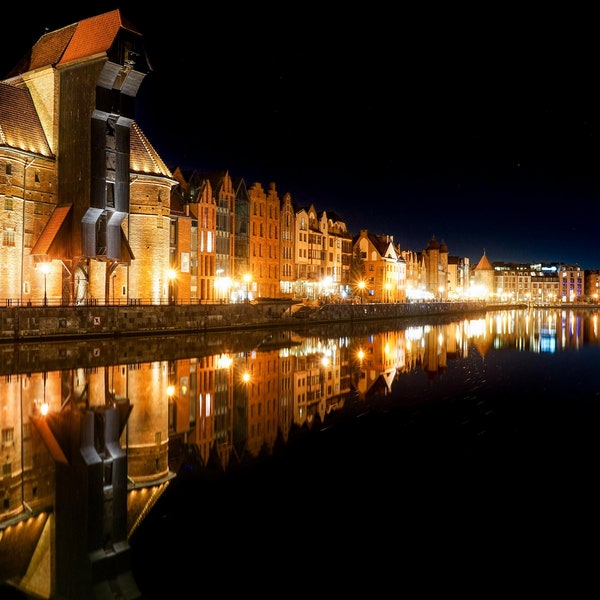 Photo : rives du centre-ville de Gdansk la nuit, Gdansk Pologne Grand format Décoration d'intérieur Papier Premium