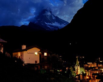 Lumière du soir à Zermatt, vue sur le Mont Cervin Suisse Grand format Décoration maison