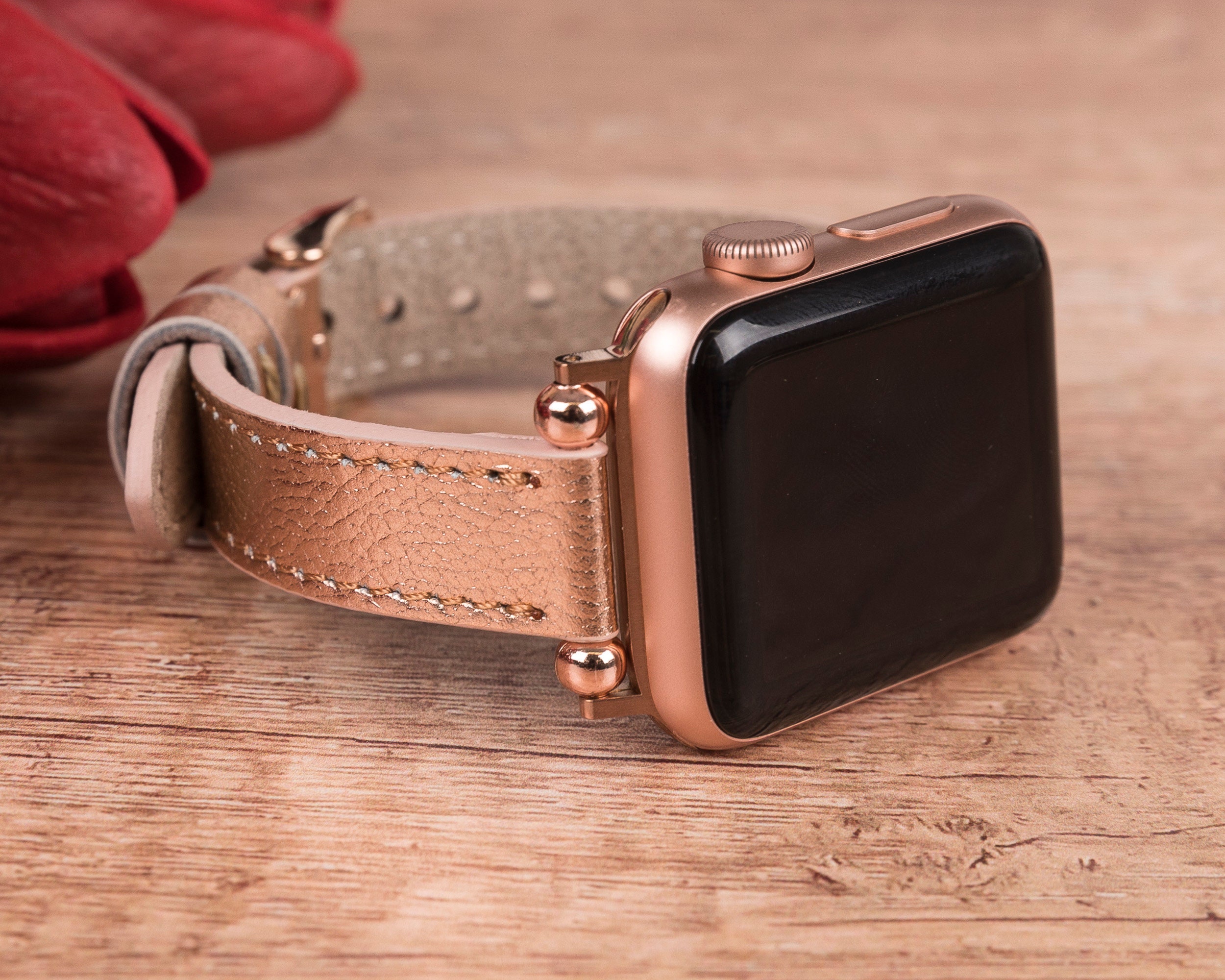 apple watch series 5 golden