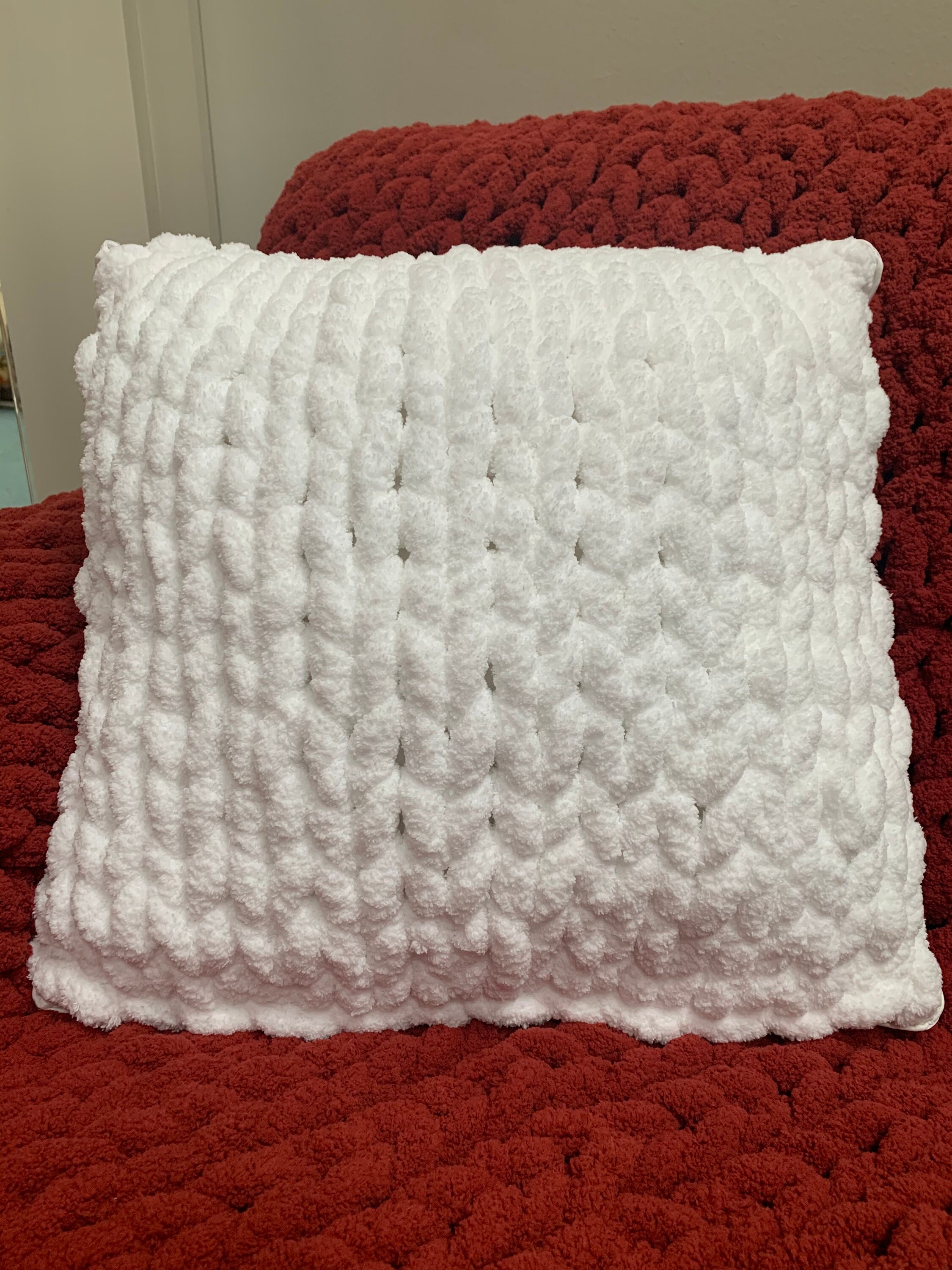 White Chunky Knit Throw Pillow // Feather Pillow // 14x14 // Etsy