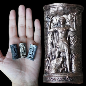 Tuatha De Danann Statue Charm Angus Irish blessing Mythology Aengus Talisman, 3D Printed Resin High Quality Details Token Amulet Trinket