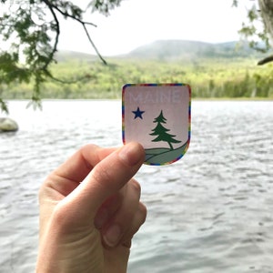 Small Vintage Maine Flag Patch Sticker