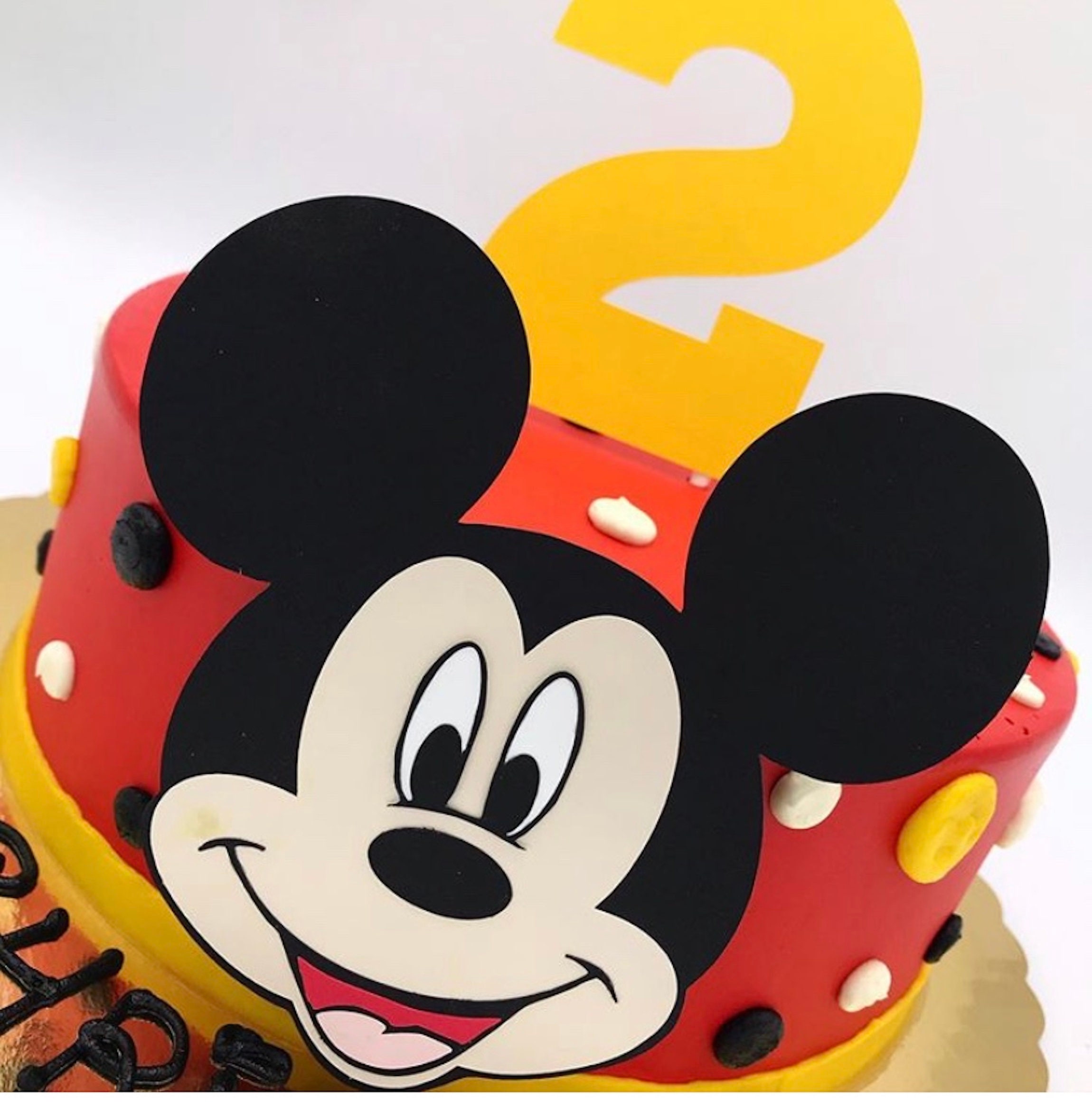 Mickey Mouse Clubhouse Cake - Wilton