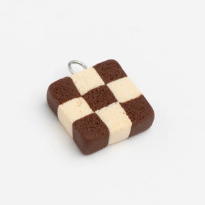 Dambord Cookie Polymer Clay charme, miniatuur of ketting