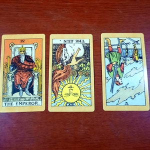 Drei Karten verteilt TarotLesung
