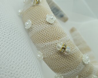 LUNA | Beaded Camelia Flower Headband - Etsy display picture 2