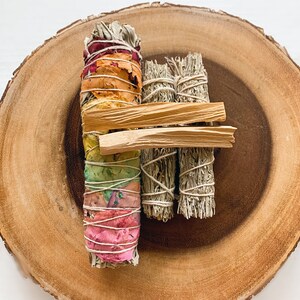 Home Cleansing Sage Smudge sticks and Palo Santo Wood Sticks For Positive Energy | Clear Negative Energy | Protection