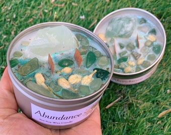 Abundance Crystal Candle: Sage, Fluorite, Aventurine, Soy Wax (8oz)
