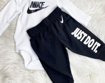 nike baby girl sweatsuit