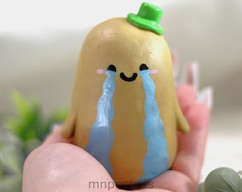 Kawaii Happy Crying Potato Figurine – Handmade Clay Desk Buddy | Cute Room Decor Gift | Emotional Support Buddy